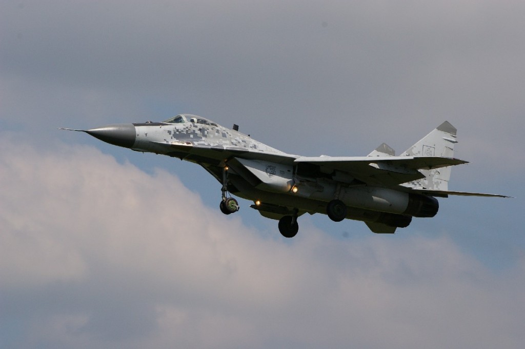Słowacki MiG-29 w kamuflażu pikselowym